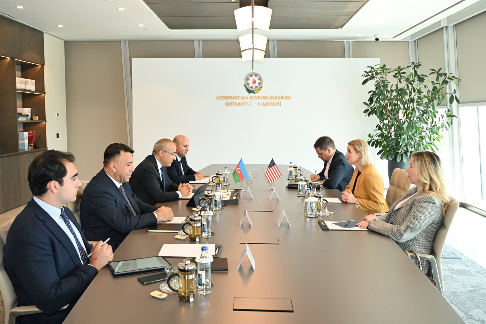 Azərbaycan və ABŞ arasında iqtisadi əməkdaşlıq imkanları geniş müzakirə edilib