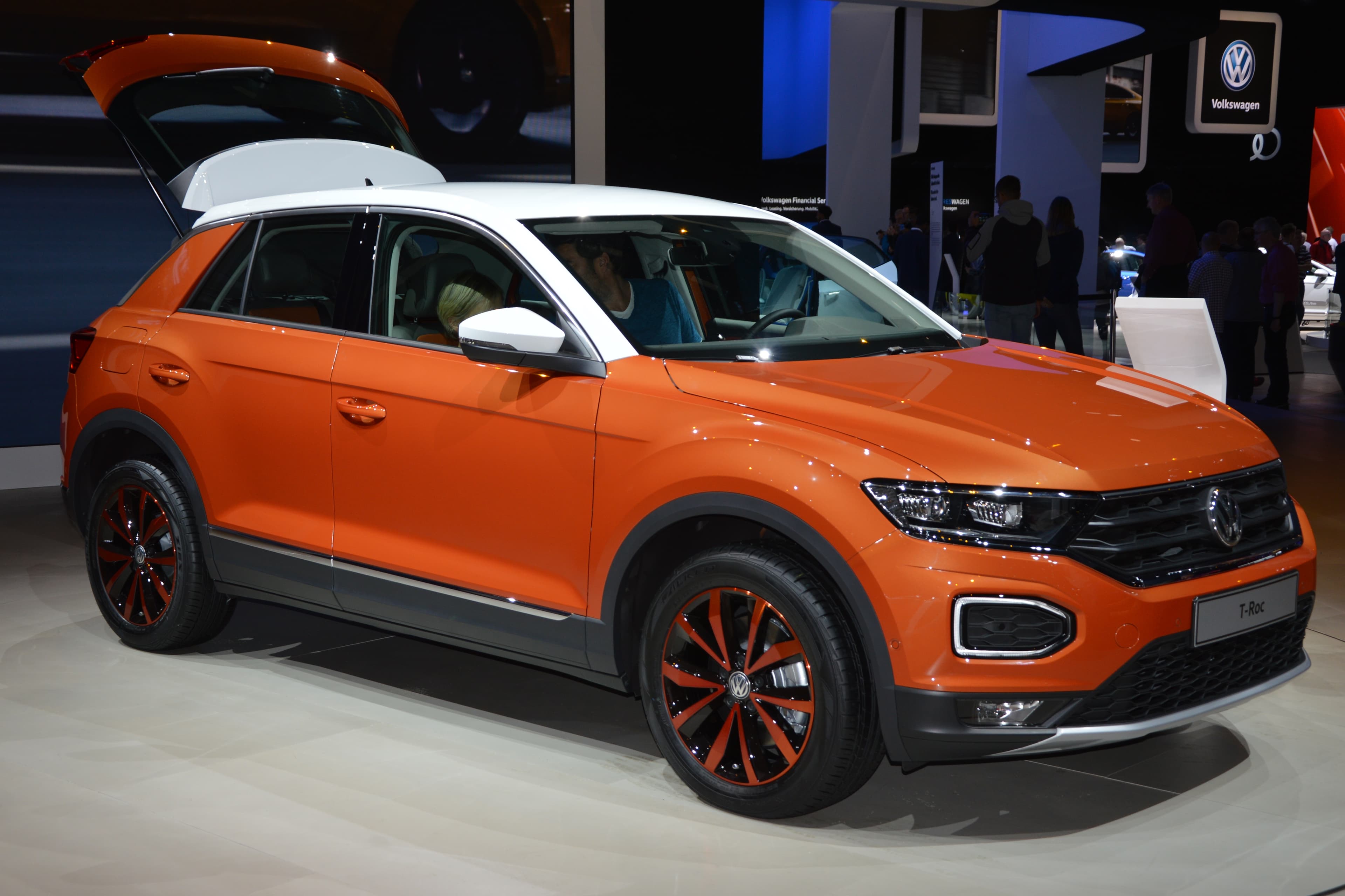 Volkswagen yenilənmiş T-Roc modelinin dünya premyerasını Münhendə keçirəcək