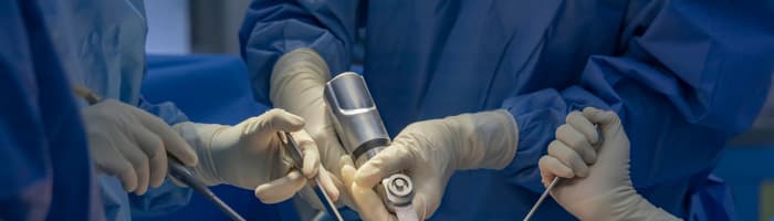 Yeni texnologiya ilə implantatlarda iltihab riski 5–12 dəfə azalır – Pərm Polytex və URA RAN