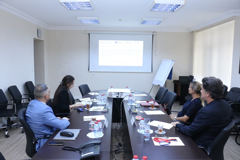 İİTKM nümayəndələri Qətərin investisiya şirkəti ilə əməkdaşlıq imkanlarını müzakirə edib