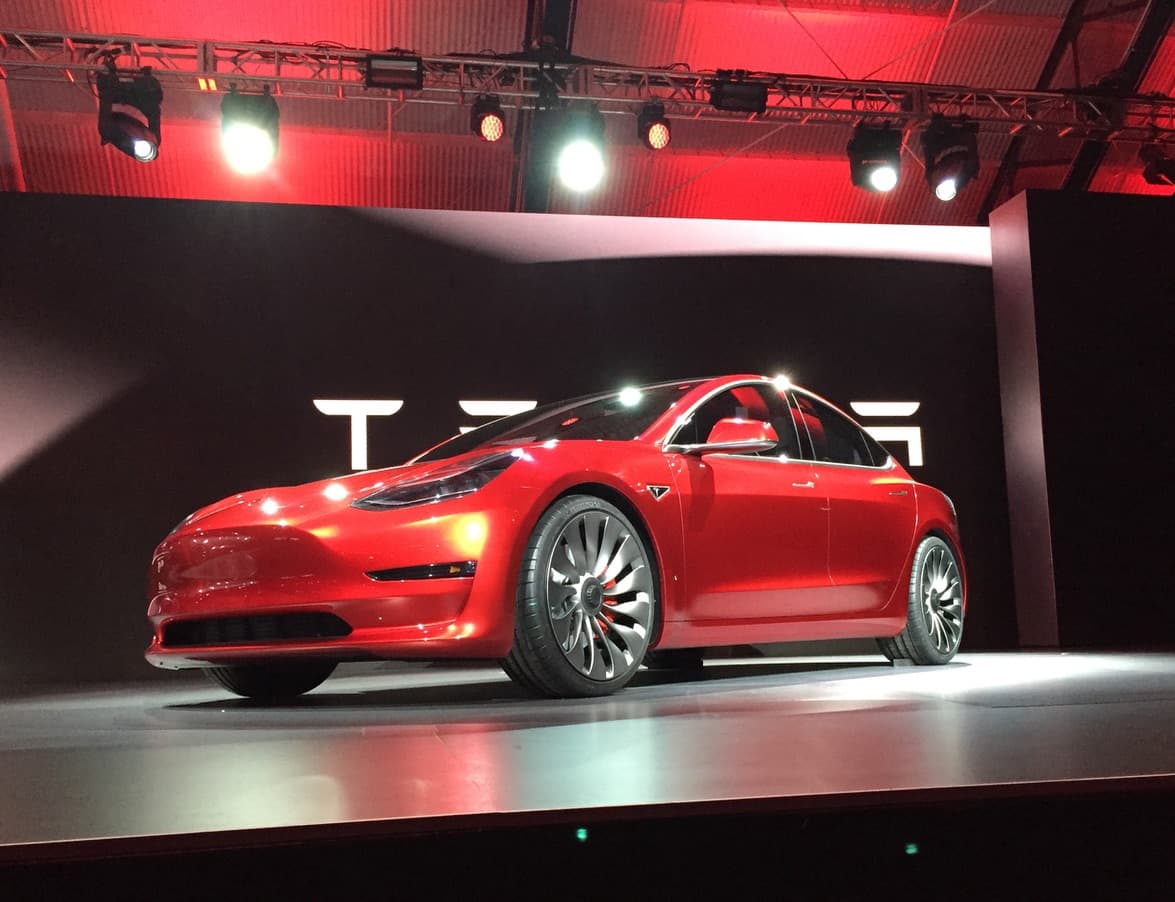 "Tesla Model Y L ABŞ-da istehsal olunmaya bilər – Elon Musk açıqladı"