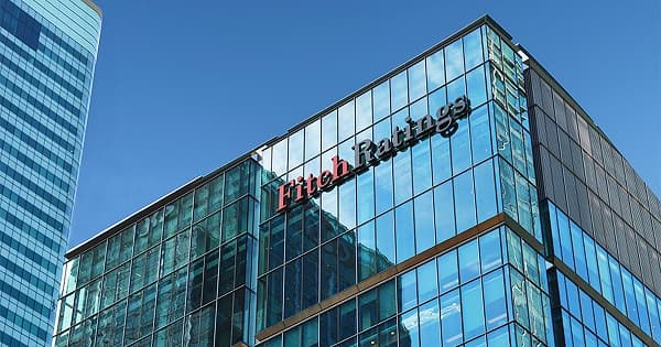 Fitch ABŞ-ın uzunmüddətli reytinqini “AA+” səviyyəsində təsdiqlədi