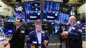 ABŞ fond bazarı yüksəldi: S&P 500 tarixi rekordu yenilədi