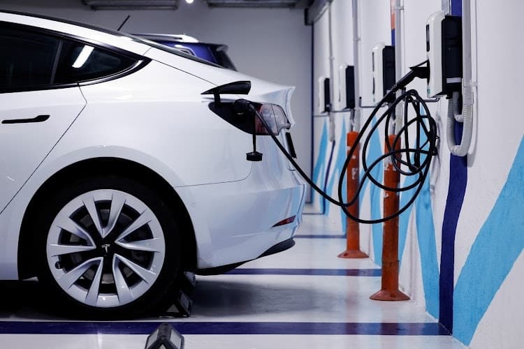 Avropada Avtomobil Satışları 2025: Elektrikli Avtomobillərdə 39% Artım