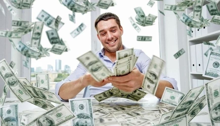 ABŞ dolları təhlükəsiz sığınacaq kimi gücləndi