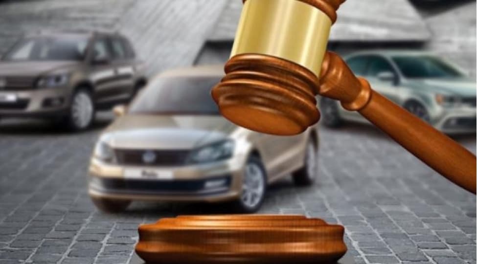 Növbəti hərracda 28 nəqliyyat vasitəsi satılıb