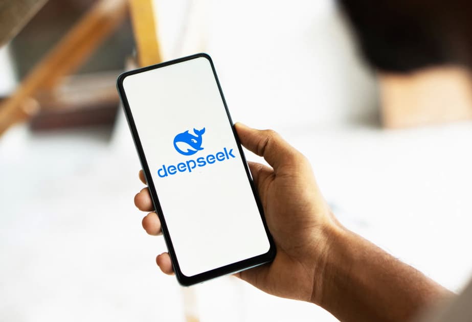 DeepSeek yeni süni intellekt modeli ilə OpenAI-ya rəqib olur – Çin texnologiyasında sıçrayış