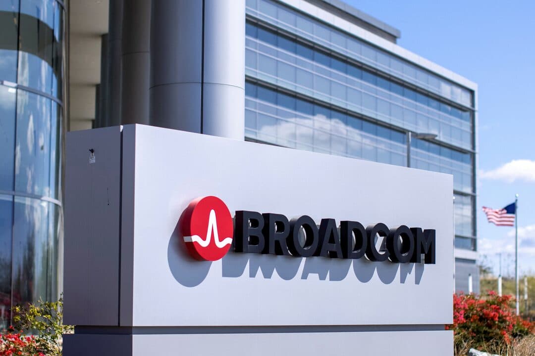 Broadcom gəlirini 22% artırdı – Texnologiya nəhəngi güclü rüblük nəticələr açıqladı
