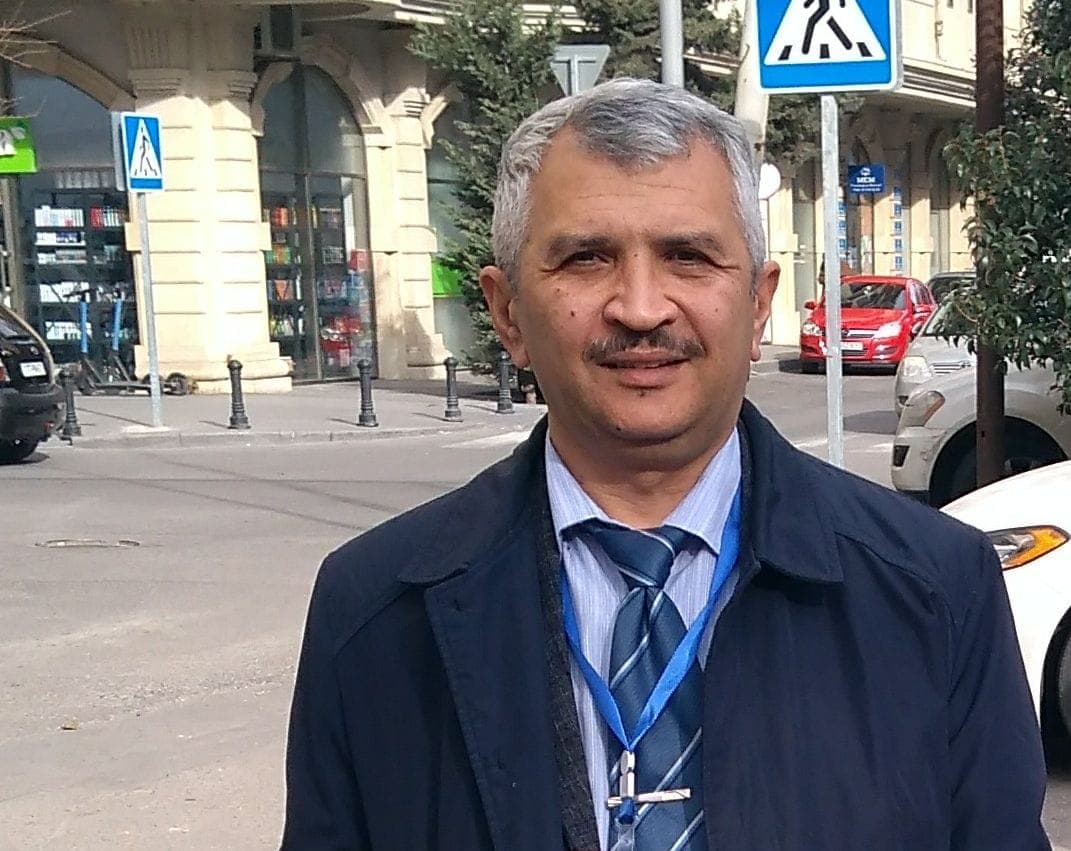 Kommunal xərclərə qənaət: Rasional istehlak vərdişləri qənaəti artırır – Əhməd Rəhmanov