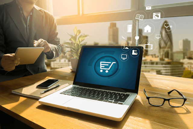 Rəqəmsal marketinq və müştəri yönümlü yanaşma onlayn satışları yüksəldir