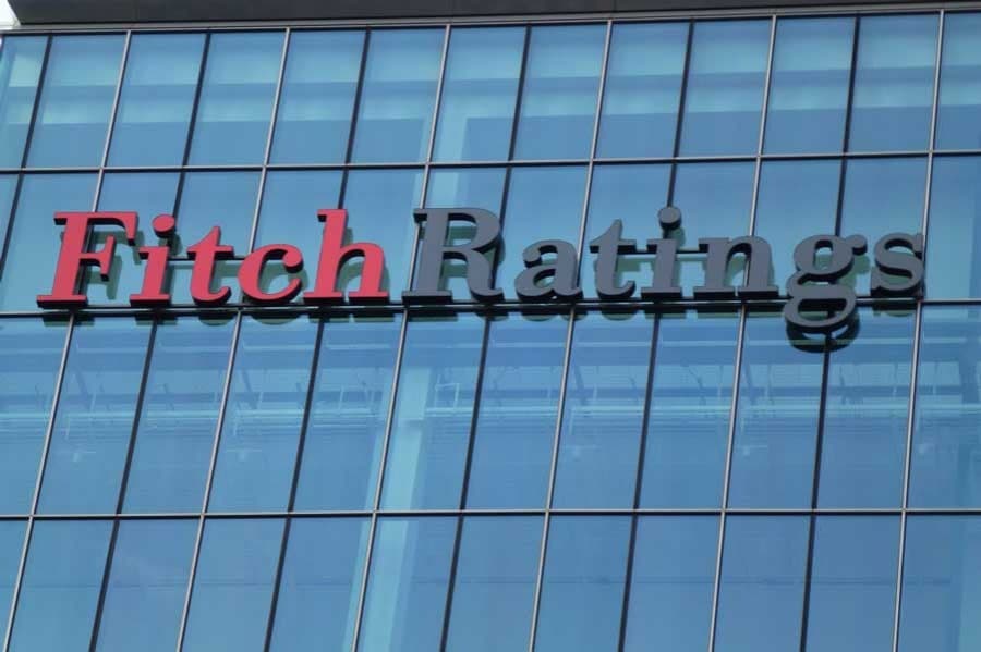 Azərbaycanda bank sektorunun göstəriciləri yaxşılaşıb, kredit riskləri azalıb - Fitch