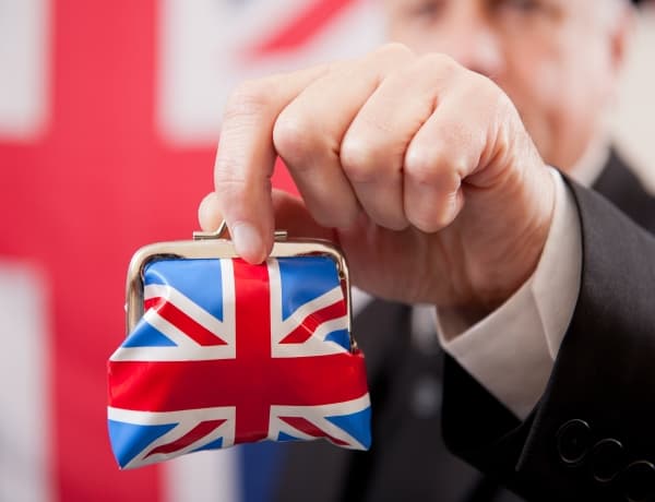 Böyük Britaniyanın pərakəndə satışları avqust ayında 0.5% artıb, gözləniləndən daha güclü olub.