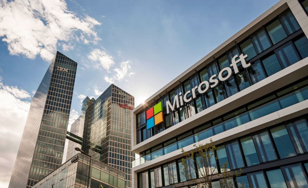 Microsoft Norveçdə 6.2 Milyard Dollarlıq AI Məlumat Mərkəzi İnvestisiyasına Başlayır