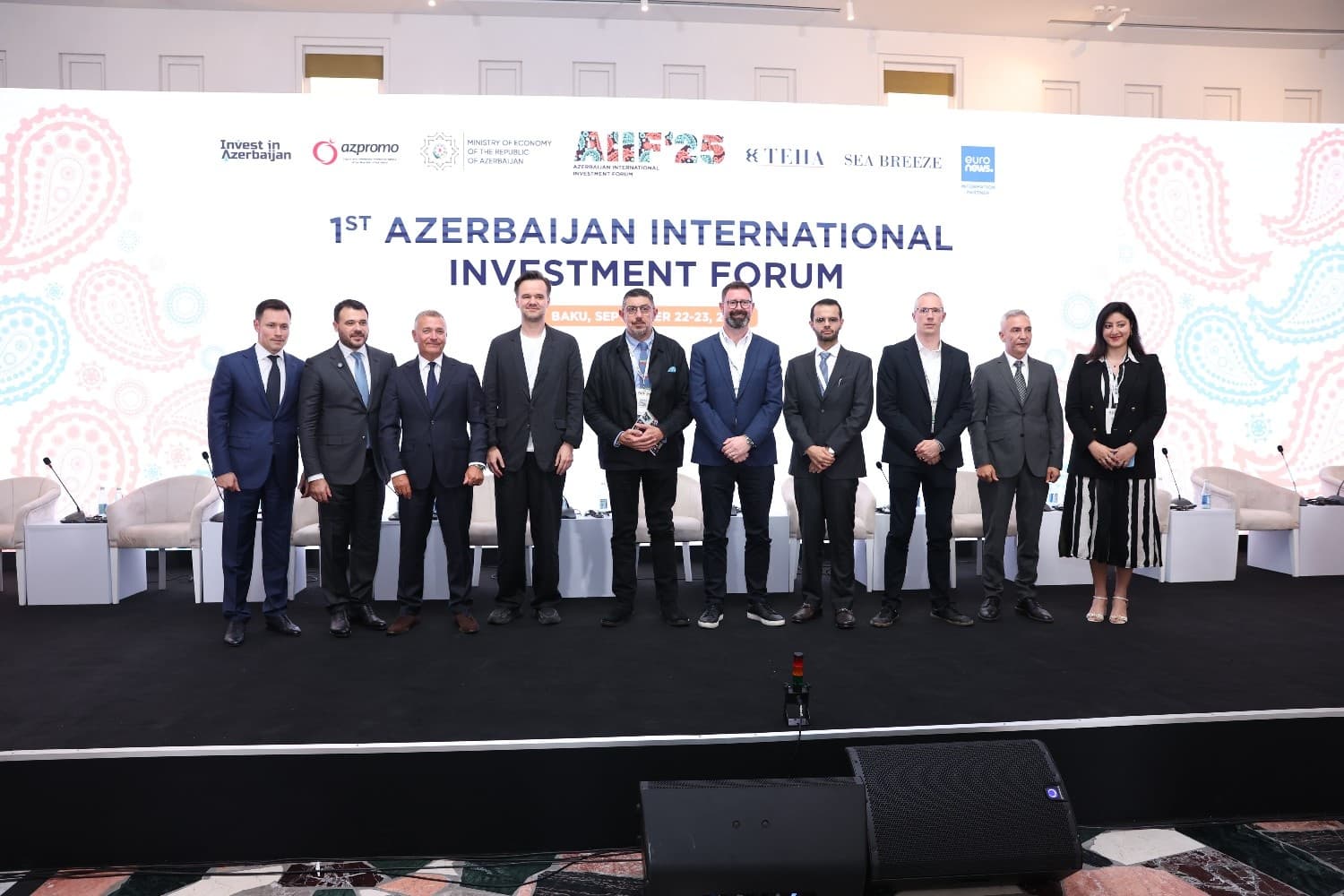 Birinci Azərbaycan Beynəlxalq İnvestisiya Forumunda “Sea Breeze and Real Estate” panel sessiyası keçirilib