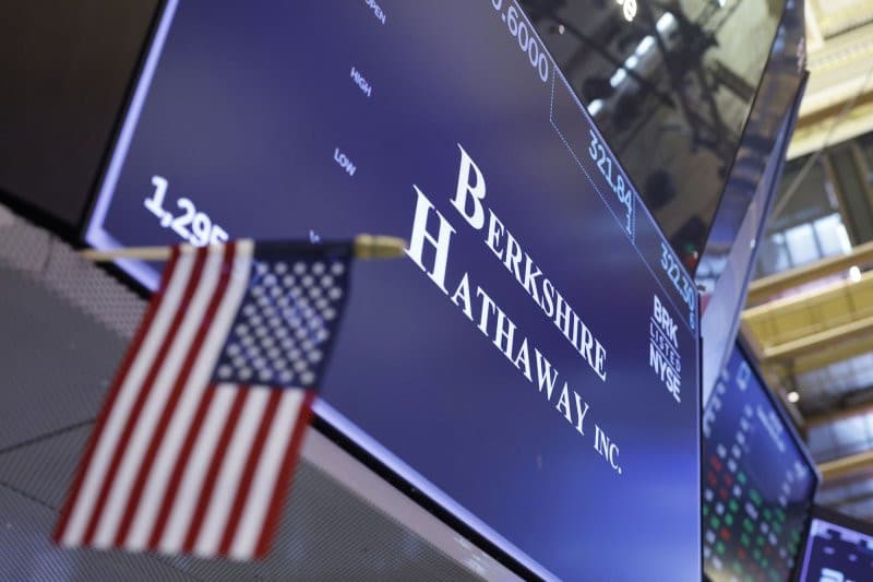 Warren Buffett-in Berkshire Hathaway Şirkəti 9,7 Milyard Dollara Petrokimyəvi Vahid Alır