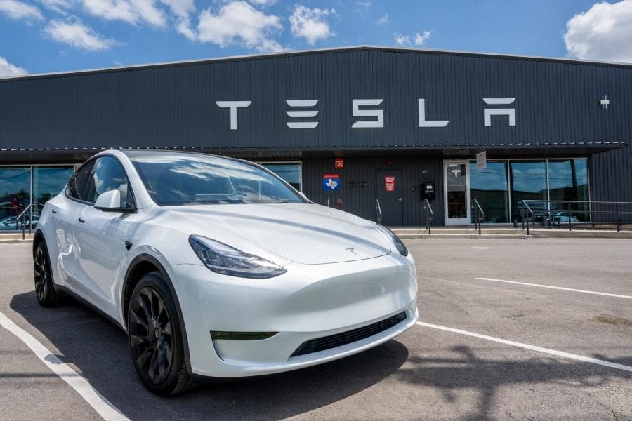 Tesla üçüncü rübdə 497 min elektrik avtomobili tədarük etdi – Yeni rekord