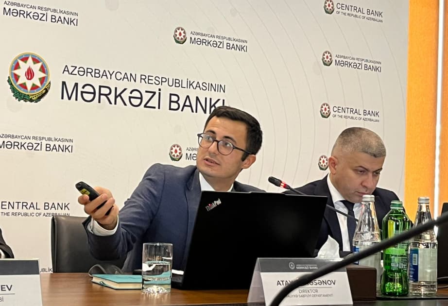 Azərbaycan banklarında müddətli əmanətçilərin sayı artıb - Ataxan Həsənov