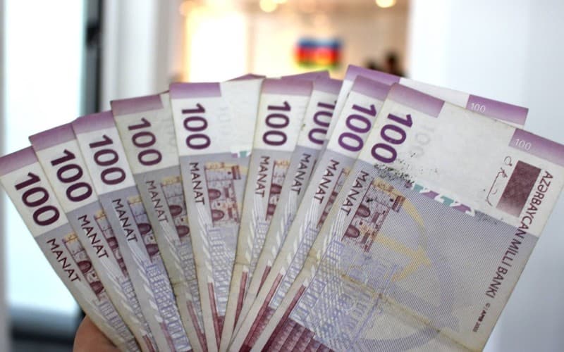 Azərbaycan manatının effektiv məzənnəsi artıb