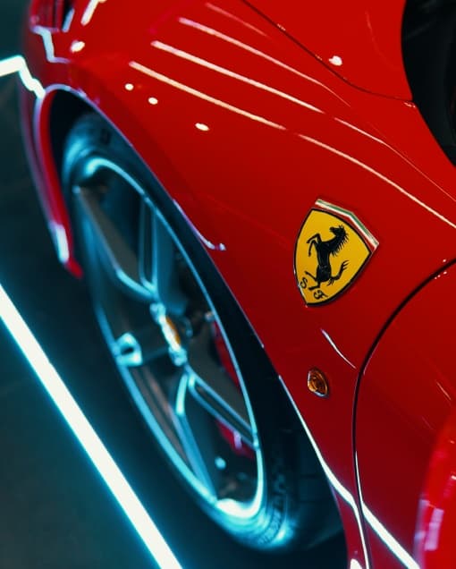 Ferrari 2030-cu il üçün EV hədəfini azaldıb