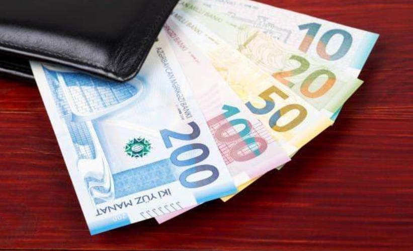 Azərbaycanda muzdla işləyənlərin sayı artıb, orta aylıq əməkhaqqı 1093,8 manat olub