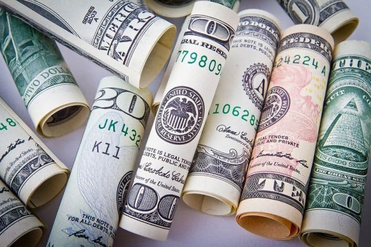 Səudiyyə Ərəbistanı 10 milyard dollara qədər kredit cəlb edə bilər.