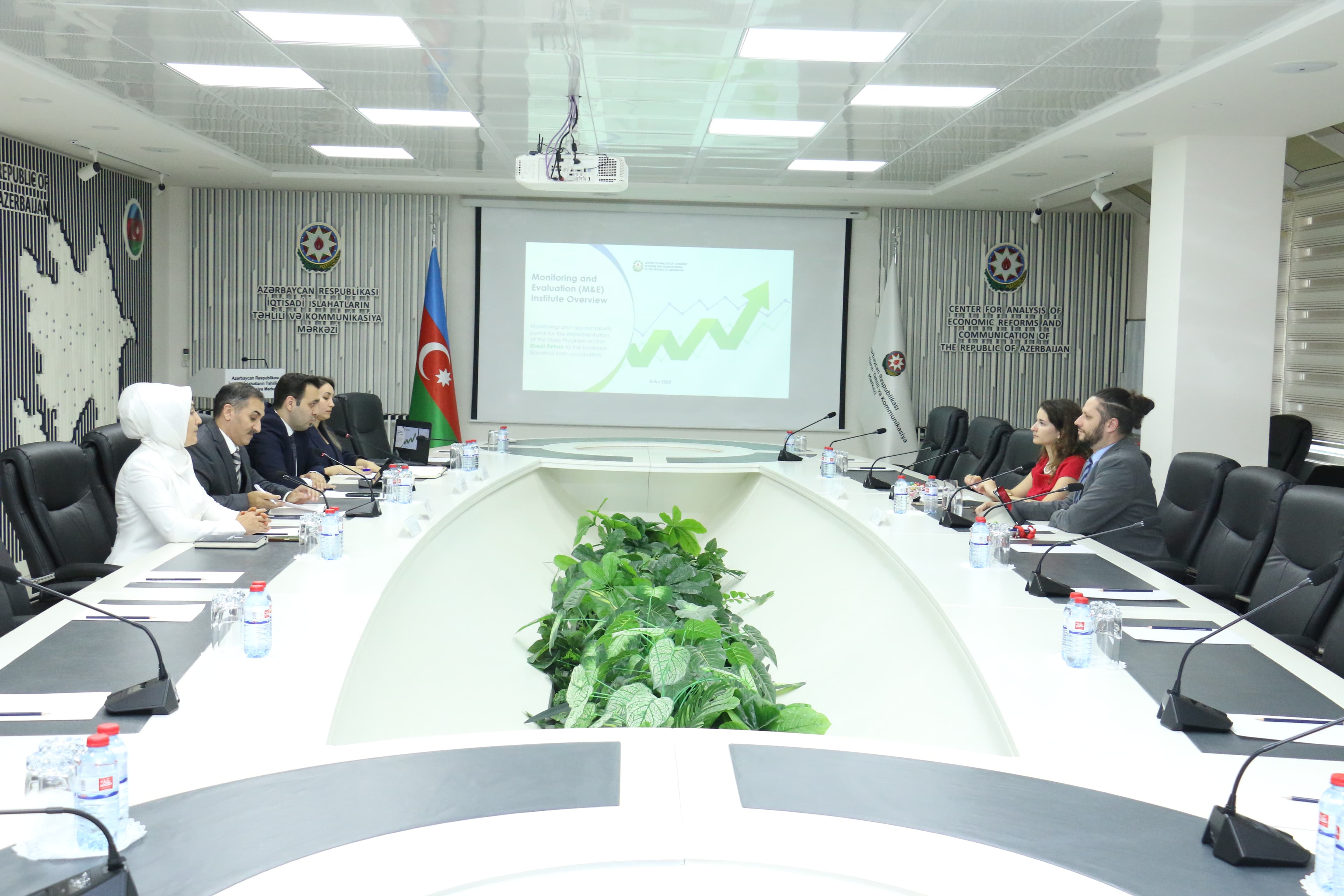 İİTKM və Macarıstanın Ludovika Dövlət Xidmətləri Universiteti arasında əməkdaşlıq müzakirə olunub