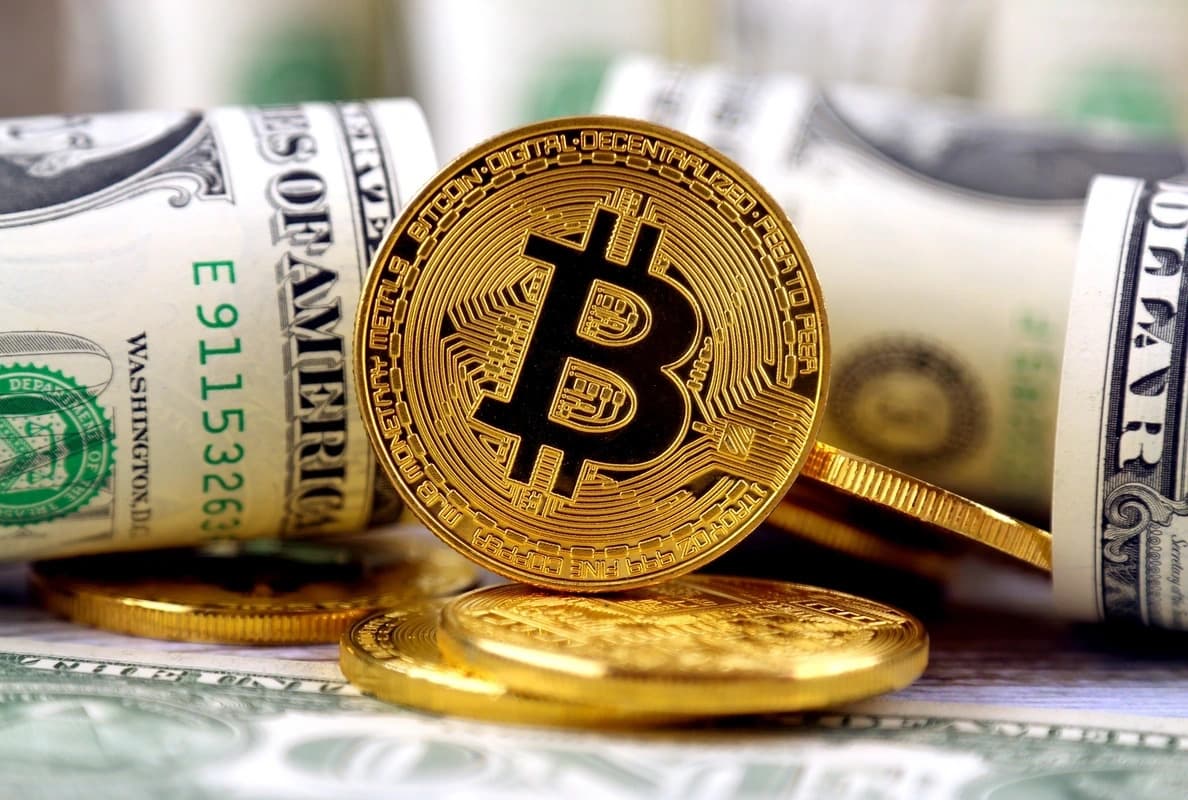 Kriptovalyuta bazarında kiçik enişlər: Bitcoin 108 min dollar səviyyəsində