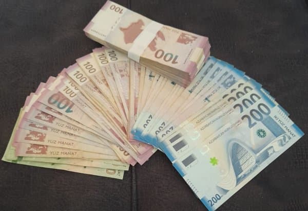Azərbaycan manatının nominal və real effektiv məzənnəsi açıqlanıb