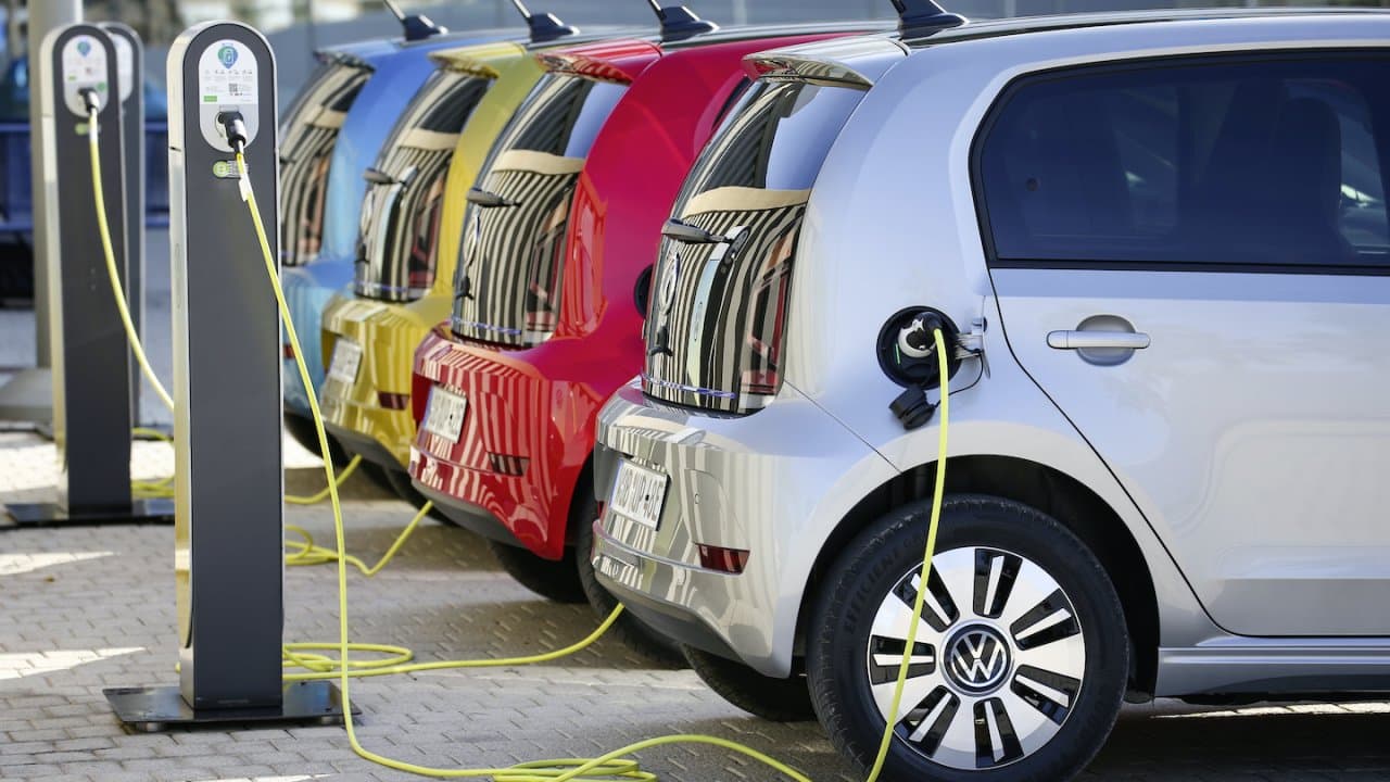 Yaponiyanın İT şirkəti tamamilə rəqəmsal elektrik avtomobili istehsal edib.