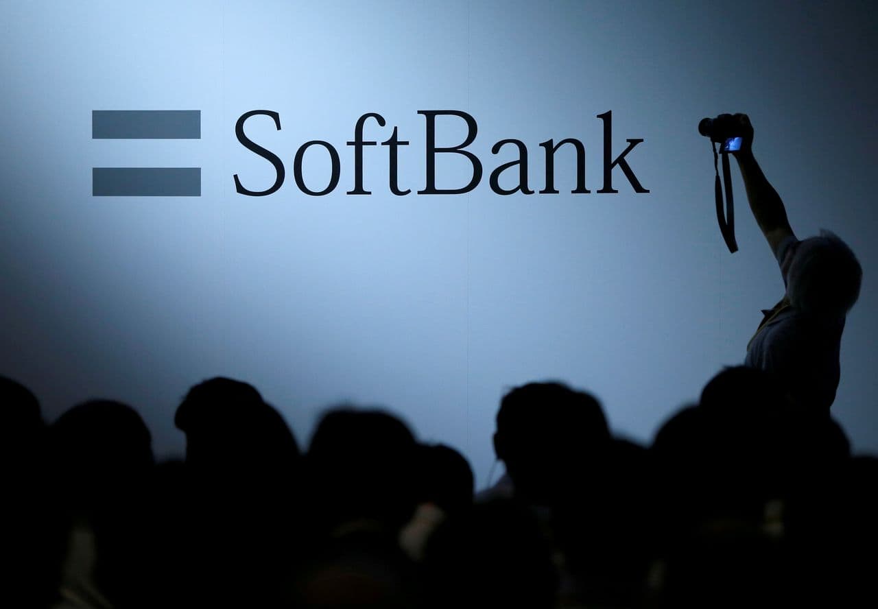 Yaponiyanın SoftBank şirkəti gəlirini və mənfəətini üstələyib