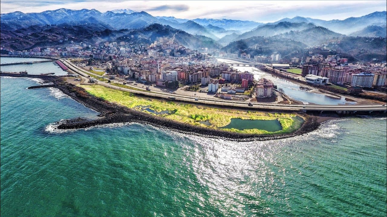 Giresun: Qara Dənizin cənnəti turisti tarixi qalalar, yaylalar və mavi çimərliklərlə cəlb edir