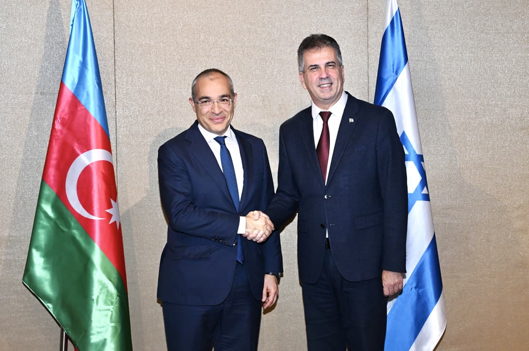İsrailin energetika və infrastruktur naziri ilə görüş keçirilib