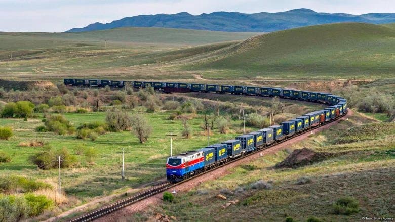 Şərq-Qərb nəqliyyat dəhlizi ilə daşınan yük həcmi 12,615 milyon ton olub