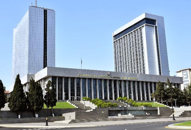 Milli Məclis İşsizlikdən Sığorta Fondunun 2026-cı il büdcəsini təsdiqləyib