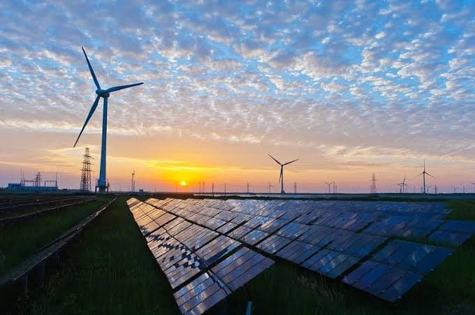 Hindistanın enerji keçidi üçün 2 GVt gücündə layihələr planlaşdırılır