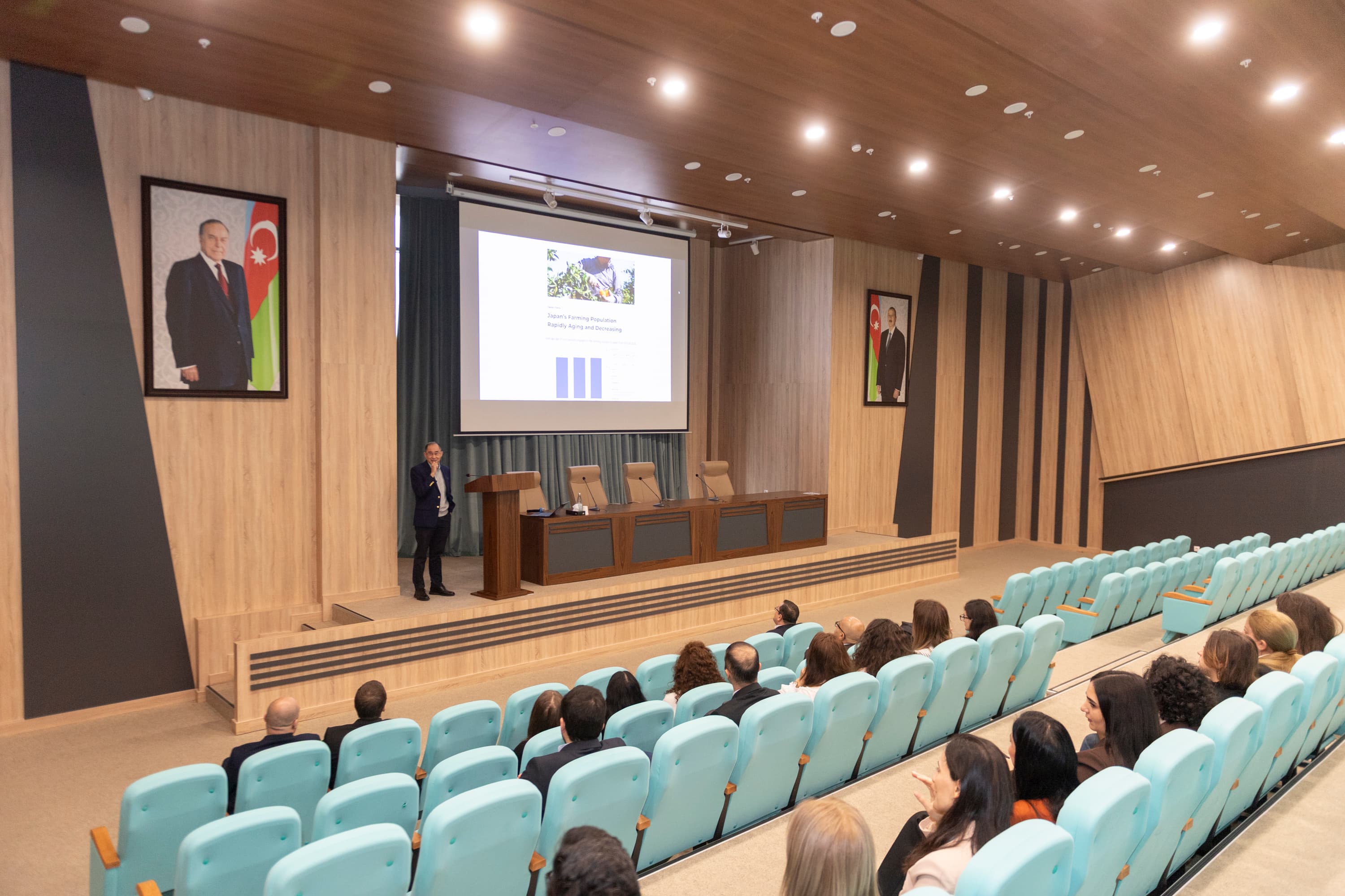 Aqrar Tədqiqatlar Mərkəzi gənc fermerlər üçün seminar keçirib
