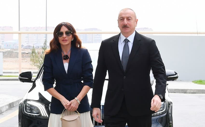 Prezident İlham Əliyev və Birinci xanım Mehriban Əliyeva “Bakı Ağ Şəhər”də olublar