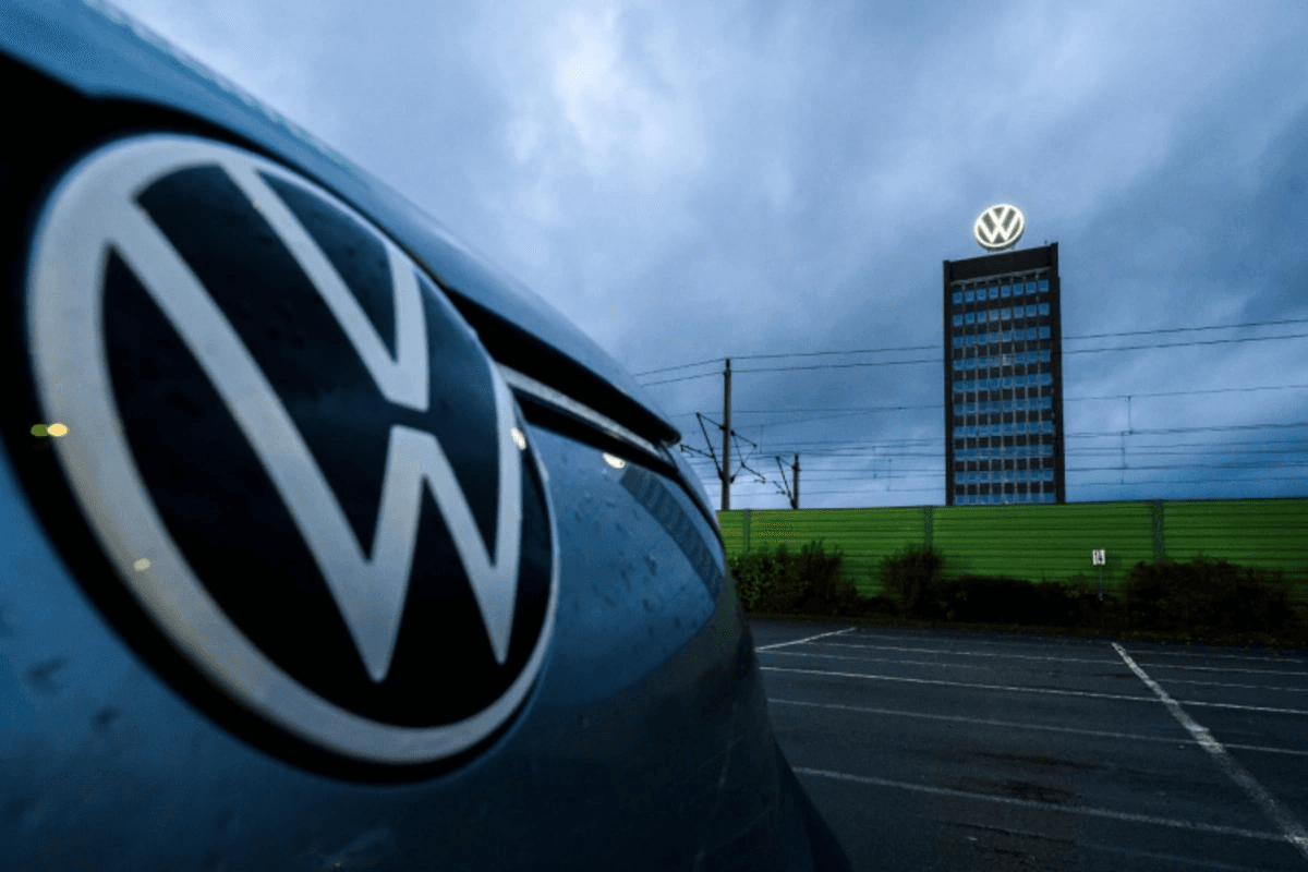 Volkswagen Avropada bazar liderliyini qoruyur