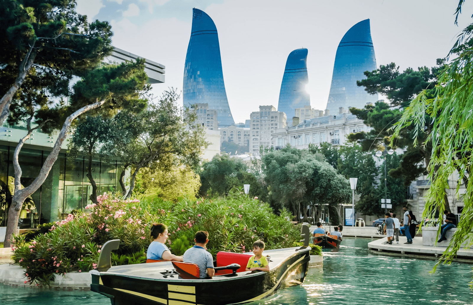 İlk 10 ölkədən Azərbaycana gələn turistlərin sayı 1,8 milyon nəfəri keçib