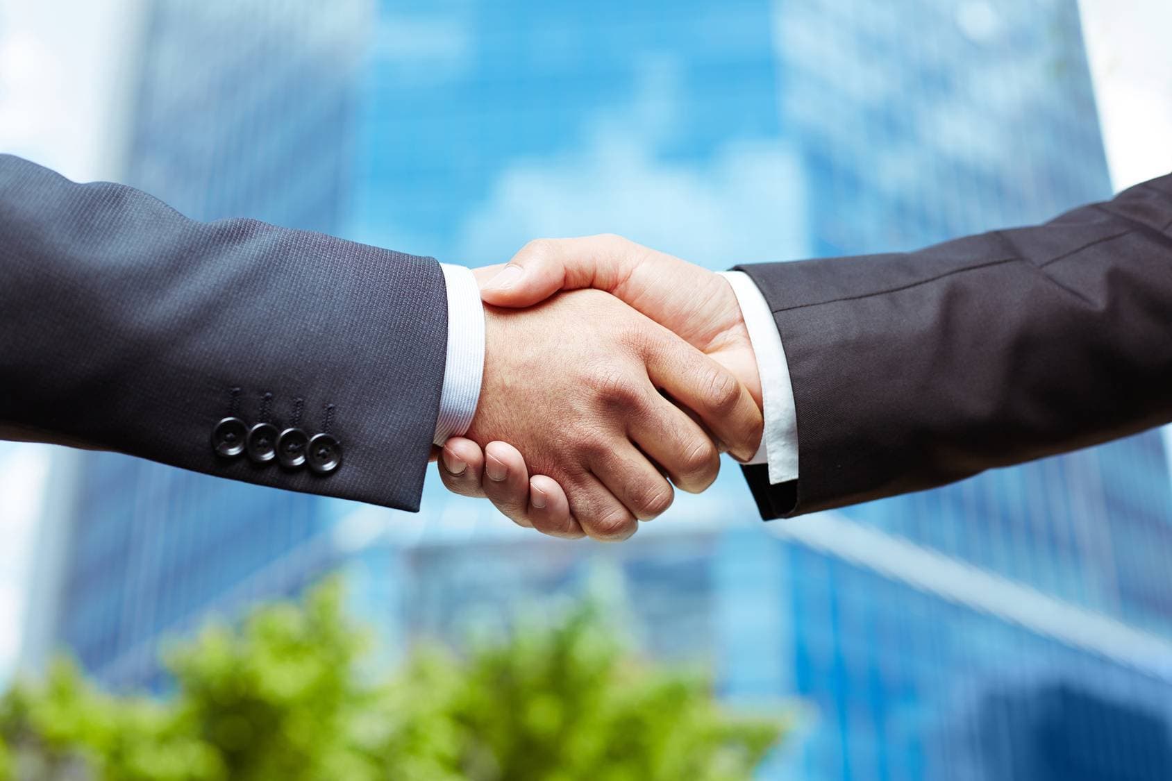 CVC Capital Partners Marathon Asset Management-i alır