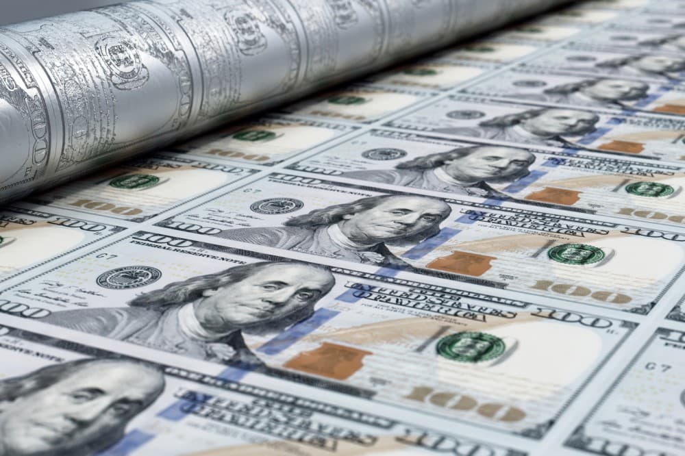 Trampın dollar açıqlamaları valyuta bazarlarını hərəkətə gətirdi