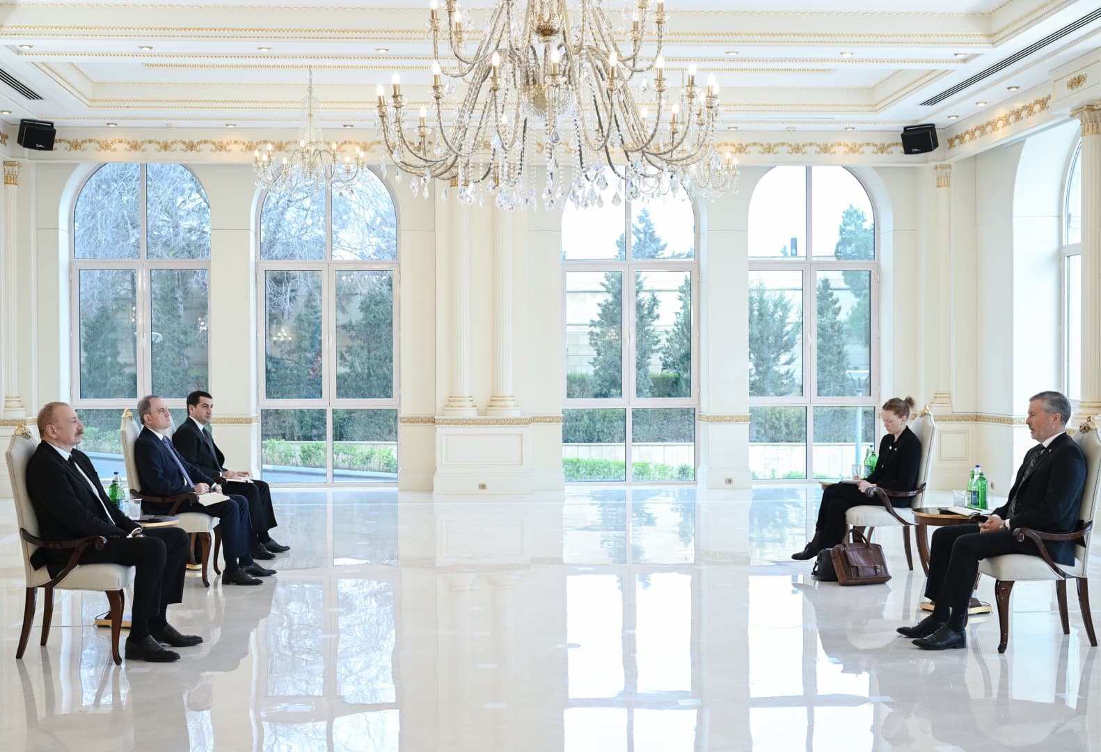 Prezident İlham Əliyev Norveçin ölkəmizdə yeni təyin olunmuş səfirinin etimadnaməsini qəbul edib