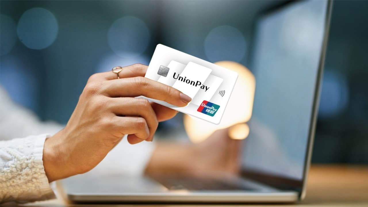 Azərbaycanda UnionPay kartları üzrə əməliyyat həcmi 0,06 mln manat olub