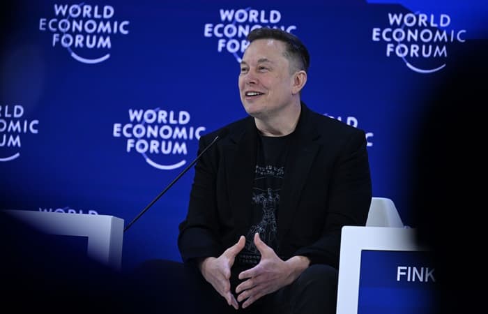 SpaceX xAI şirkətini satın aldı