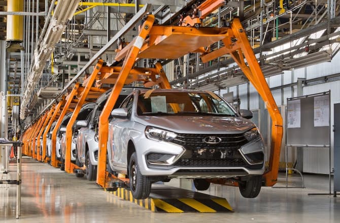 Rusiyada Lada avtomobillərinin satışları yanvarda 29%-ə yaxın azalıb