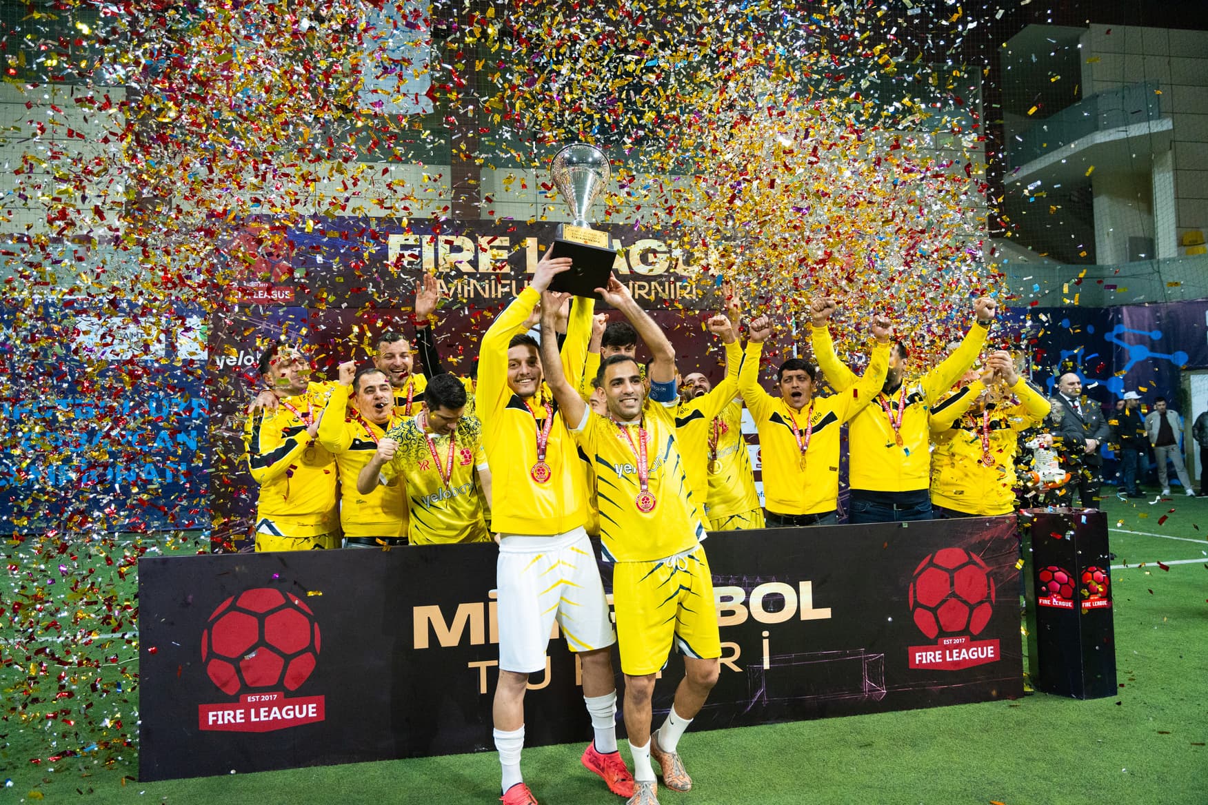 Yelo Bank banklararası mini-futbol liqasının çempionu olub