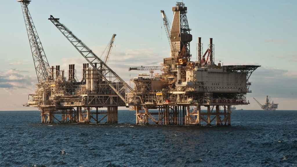 “Azəri-Çıraq-Günəşli” yatağında illik hasilat 120 milyon barrelə çatıb