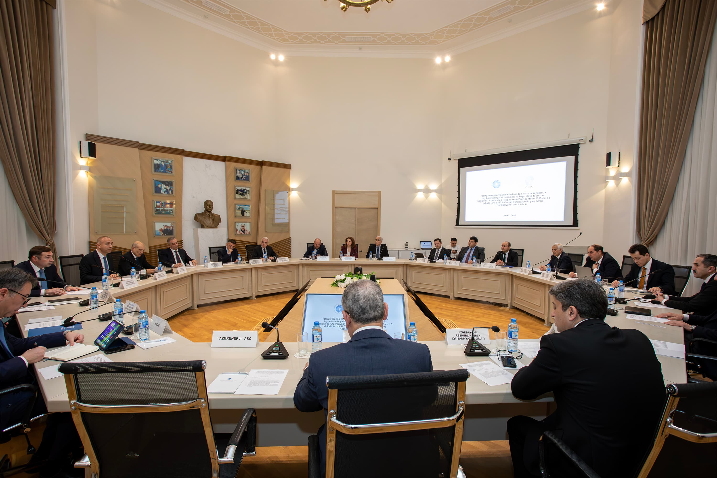Azərbaycanda bərpa olunan enerji sahəsində yeni investisiya mərhələsi