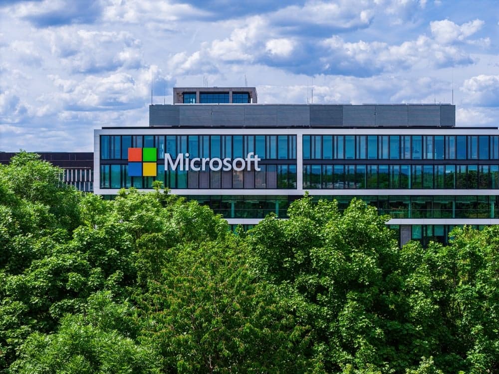 Microsoft qlobal elektrik istehlakının 100%-ni bərpa olunan enerji ilə əvəz edərək əsas dayanıqlıq hədəfinə çatıb