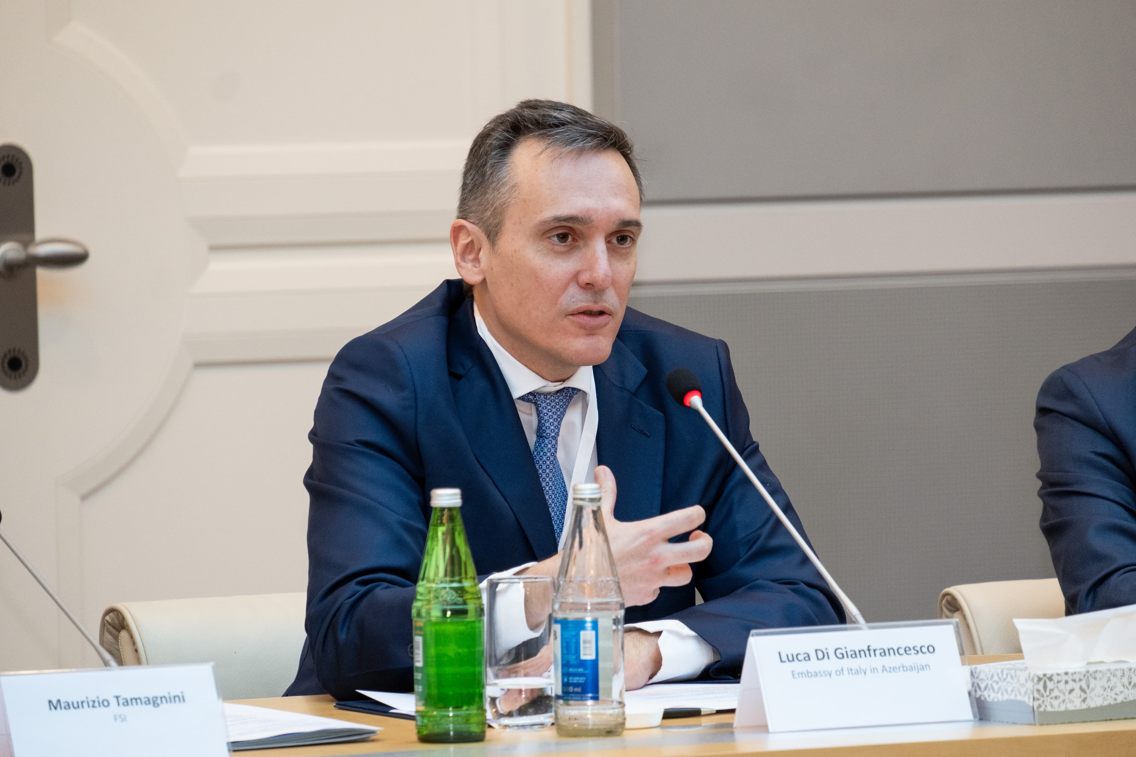 “Azərbaycan–İtaliya biznes və investisiya əlaqələri” mövzusunda tədbir keçirilib “Azərbaycan–İtaliya biznes və investisiya əlaqələri” mövzusunda tədbir keçirilib - Şəkil 4